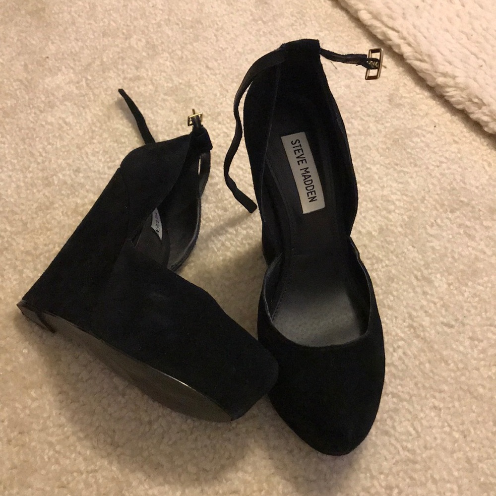 Steve Madden wedges